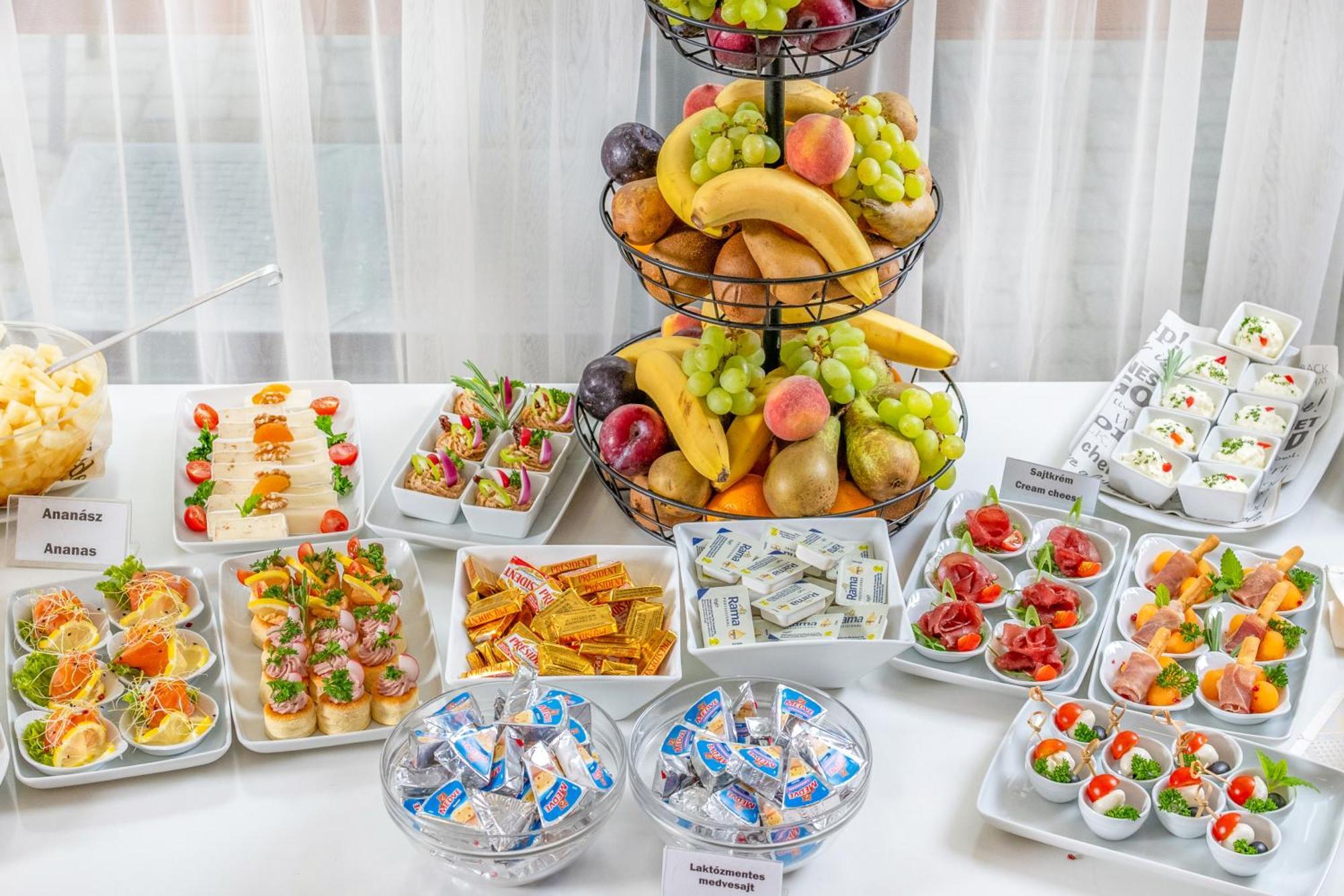 Corvin Hotel Budapest Residence Zewnętrze zdjęcie